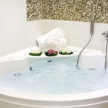 Ig-suites 3*