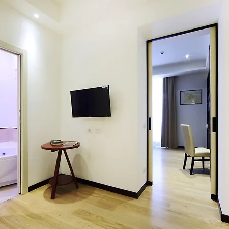 Ig-suites 3*